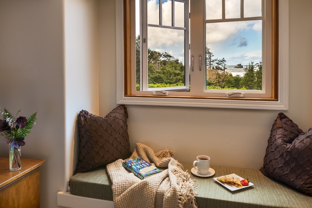 Oregon Getaways for Couples, a photo of a window seat at our hotel on the Oregon Coast